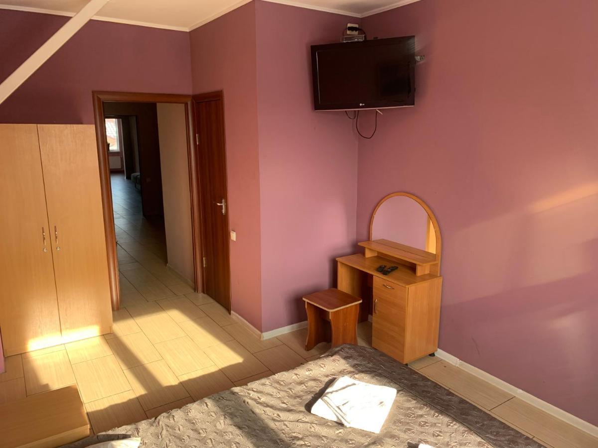 Green-Hotel Киев Экстерьер фото